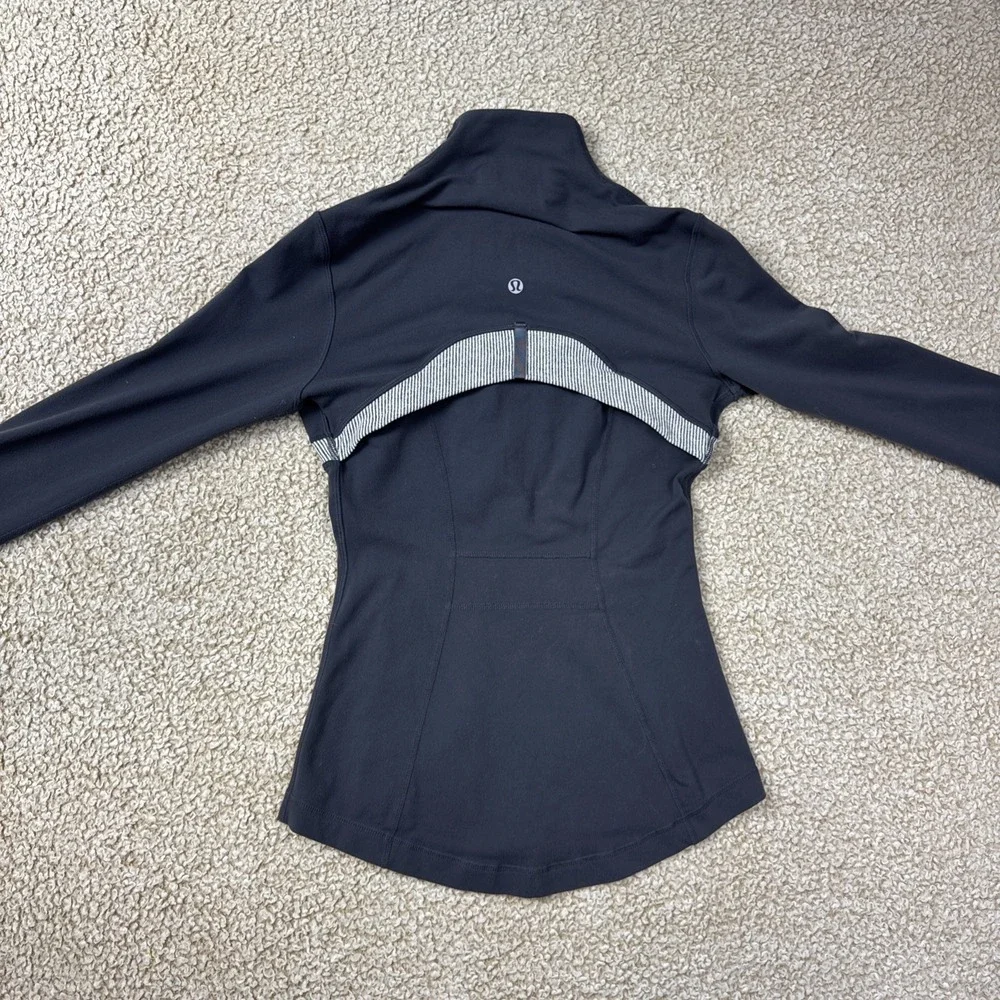 lululemon athletica lululemon define